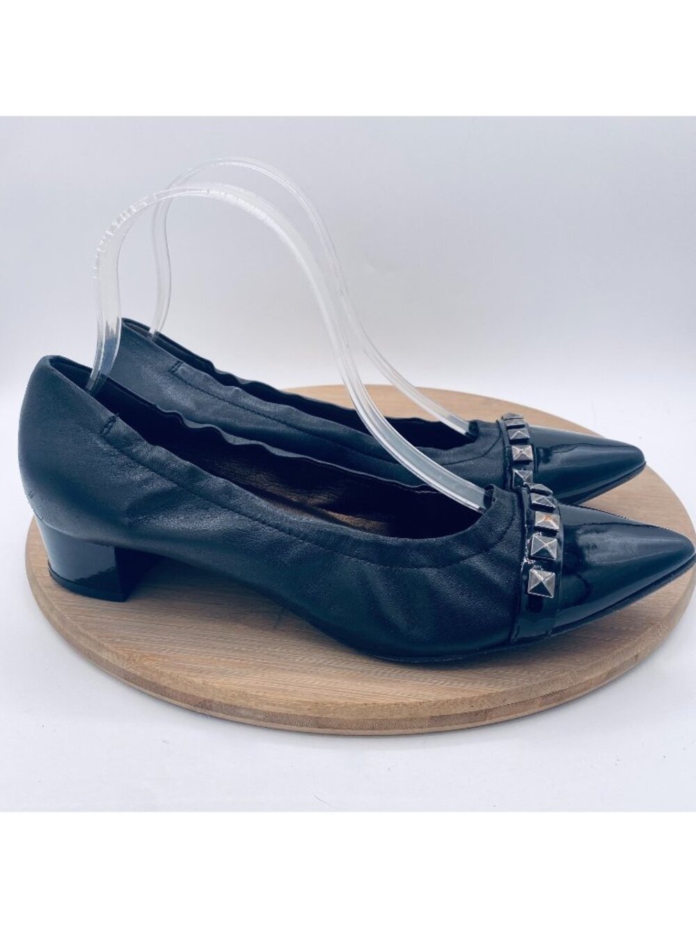 AGL Shoes Womens 8.5/9 Black Leather Pumps Pointed Toe Low Heel Studded